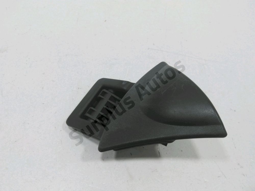 Poignée intérieure porte avant gauche