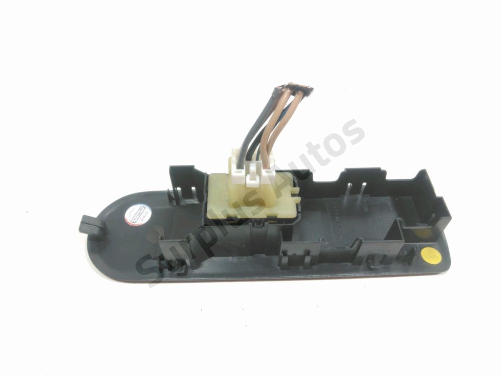 Commande lève-vitre avant droit