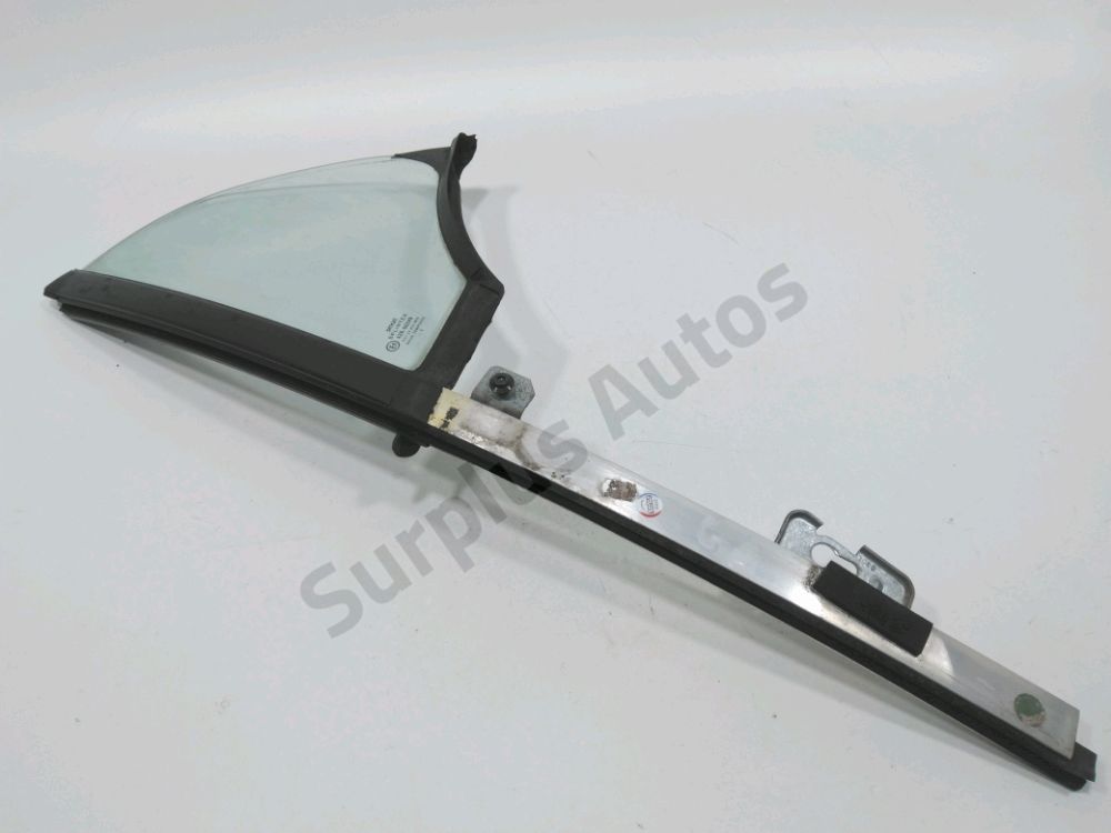 Custode avant gauche