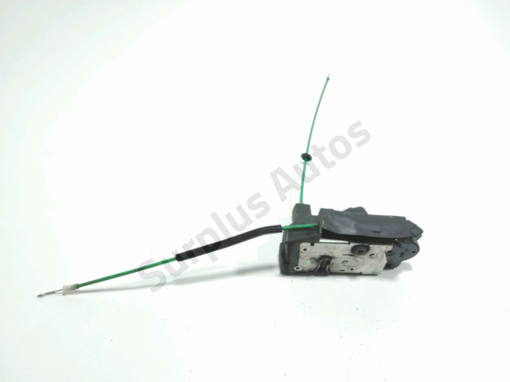 Serrure de porte avant droite