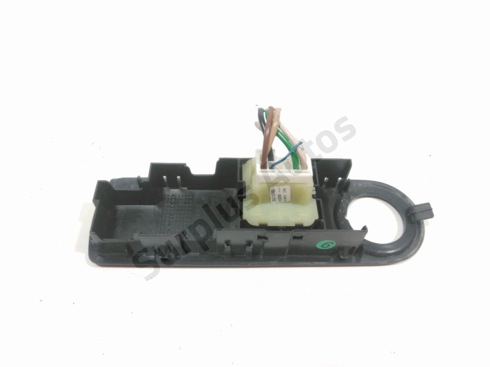 Commande lève-vitre avant gauche