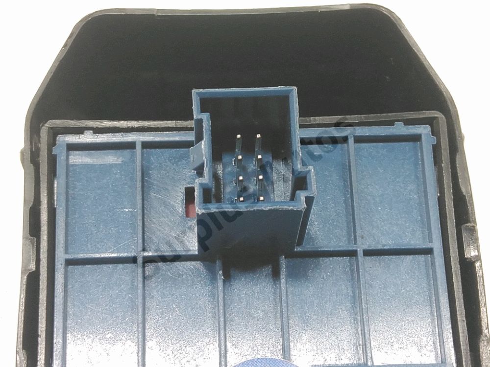 Commande lève-vitre avant gauche