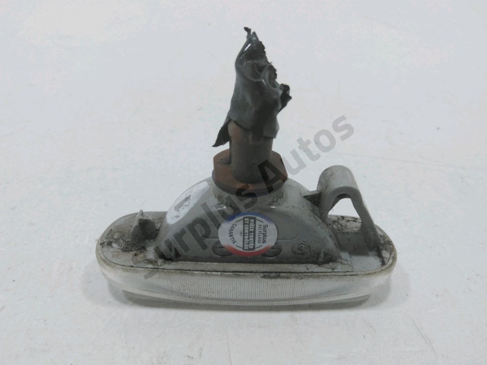 Répétiteur d'aile droit