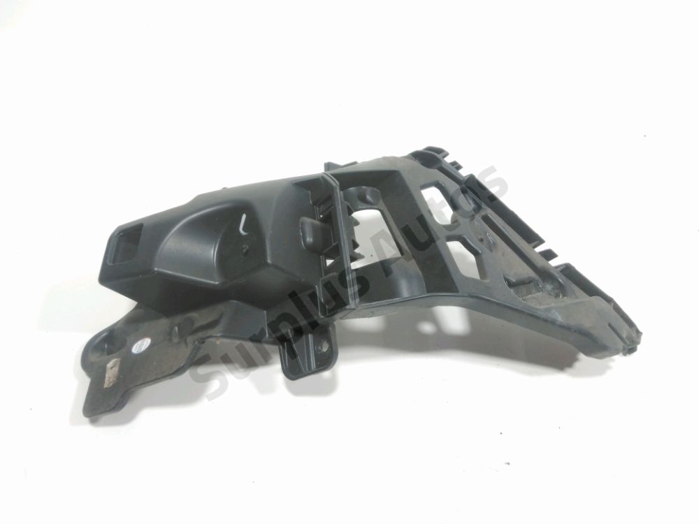 Support droit de pare-choc arrière