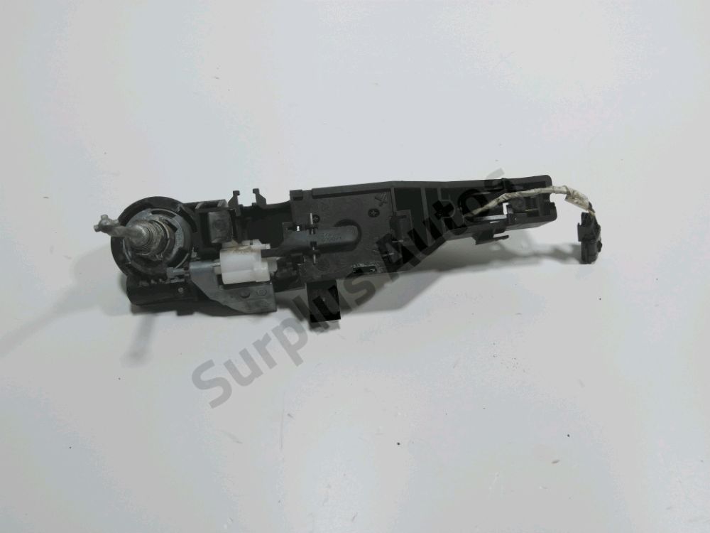 Poignée extérieure avant gauche