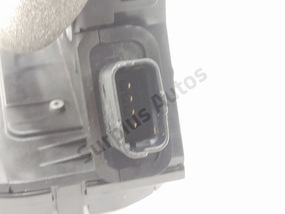 Serrure de porte arrière droite