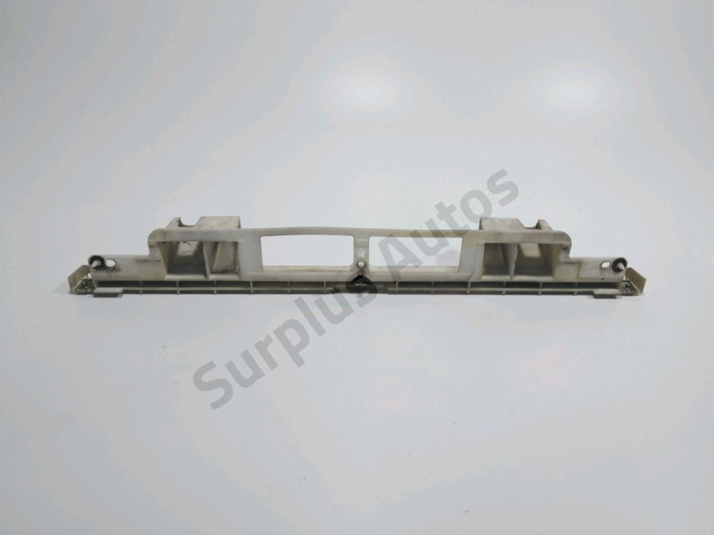 Absorbeur de pare-choc arrière