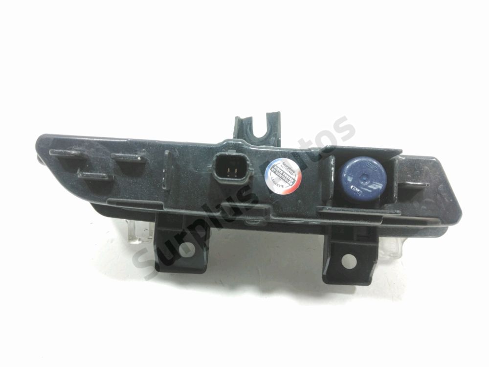 Feu diurne avant droit