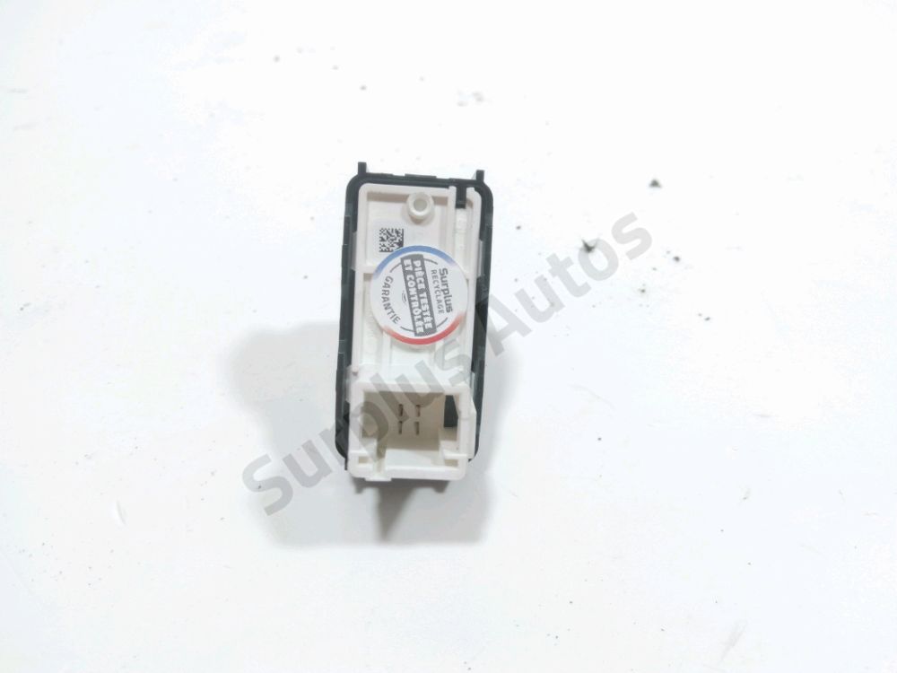 Commande lève-vitre avant droit