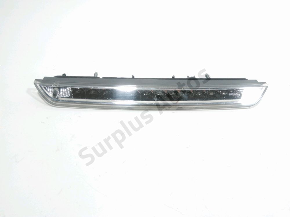 Feu stop supplémentaire