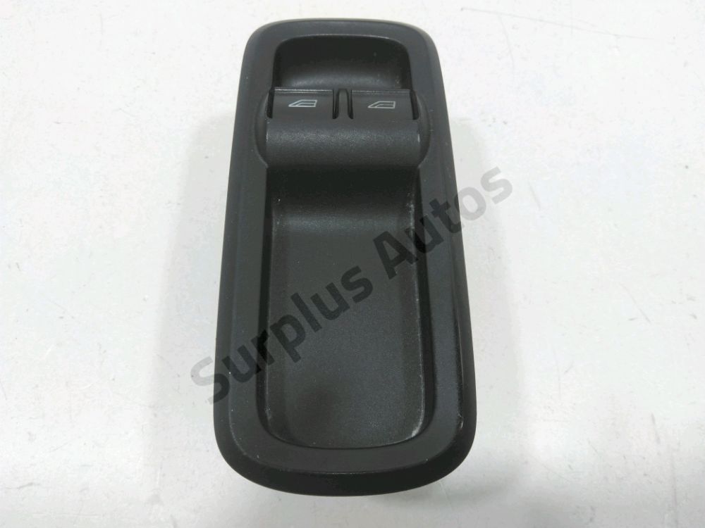 Commande lève-vitre avant gauche