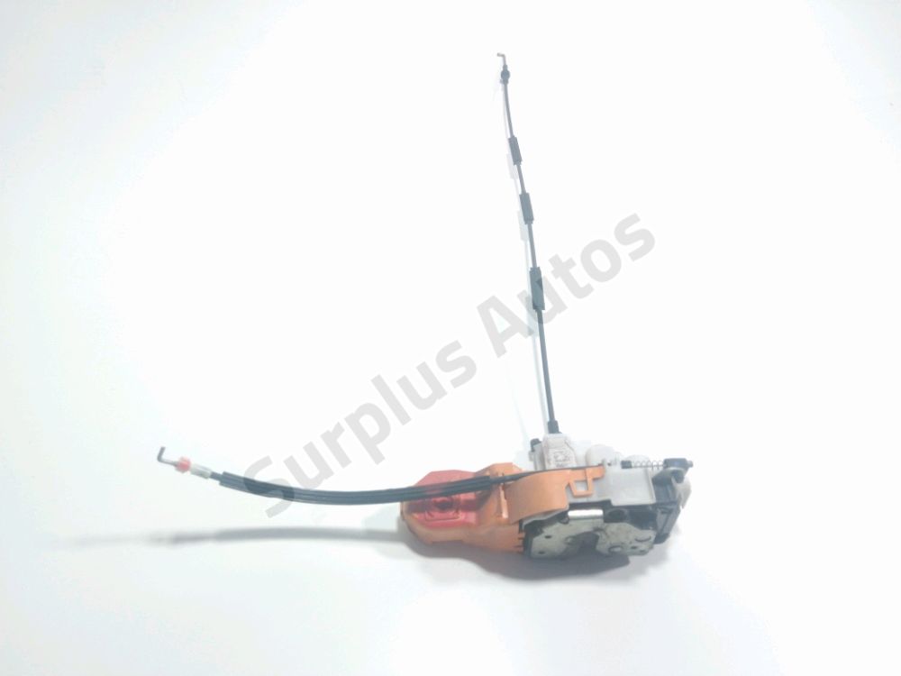 Serrure de porte avant droite