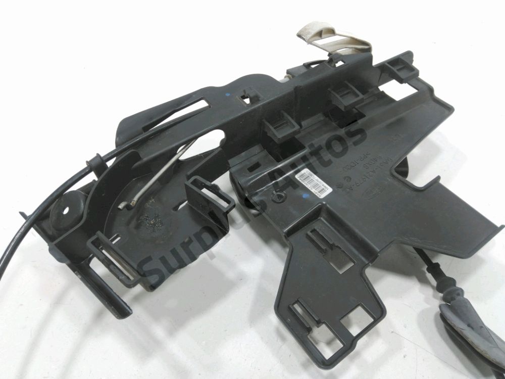 Serrure de porte avant gauche