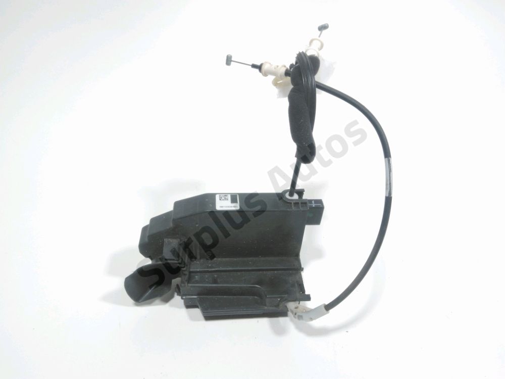 Serrure de porte avant droite