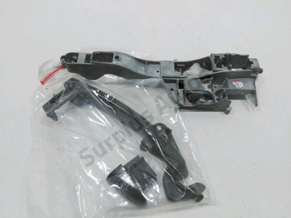 Poignée extérieure avant droite