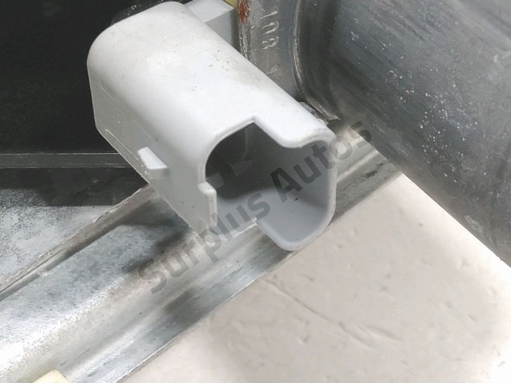 Lève-vitre électrique avant droit