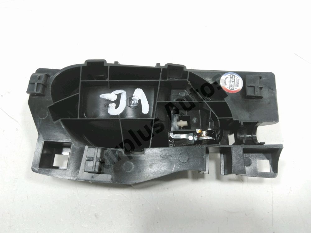 Poignée intérieure porte avant gauche