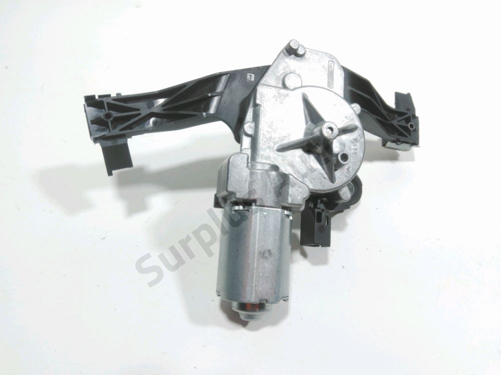 Moteur d'essuie glace arrière