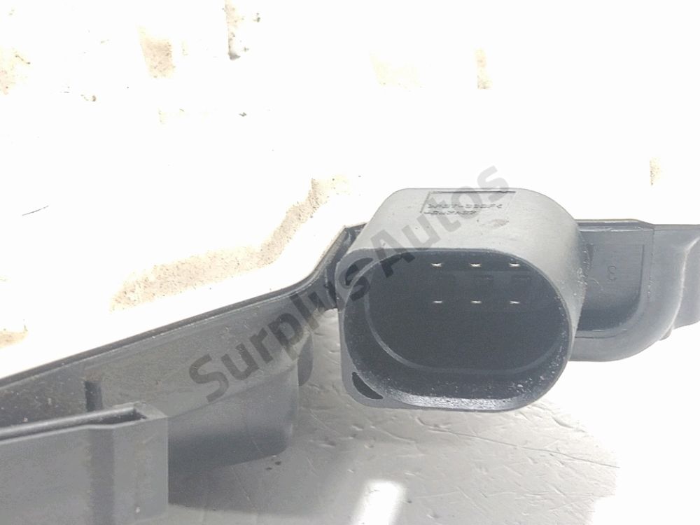 Serrure de porte arrière droite