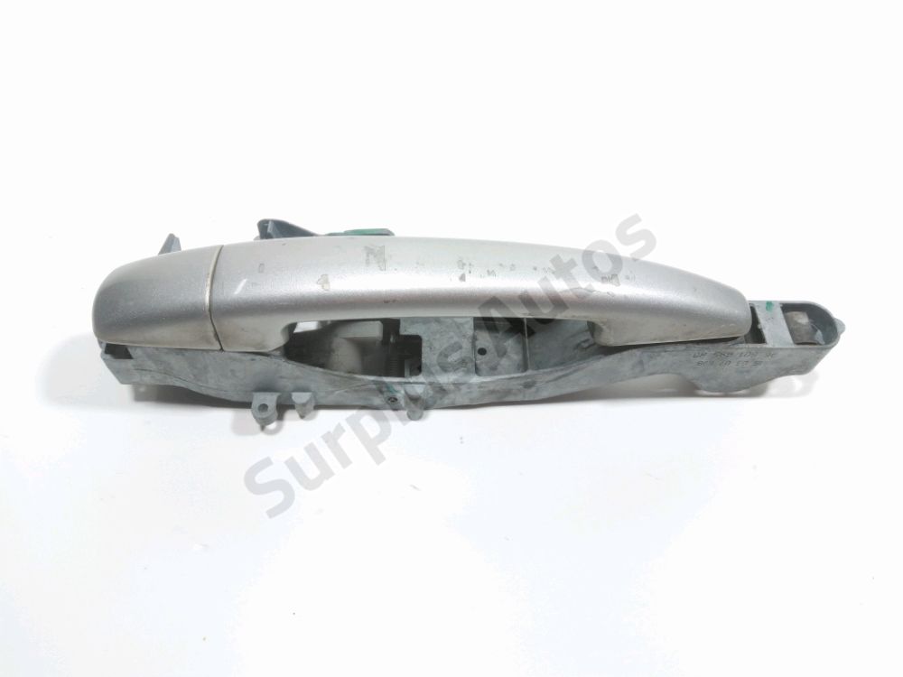 Poignée extérieure avant droite