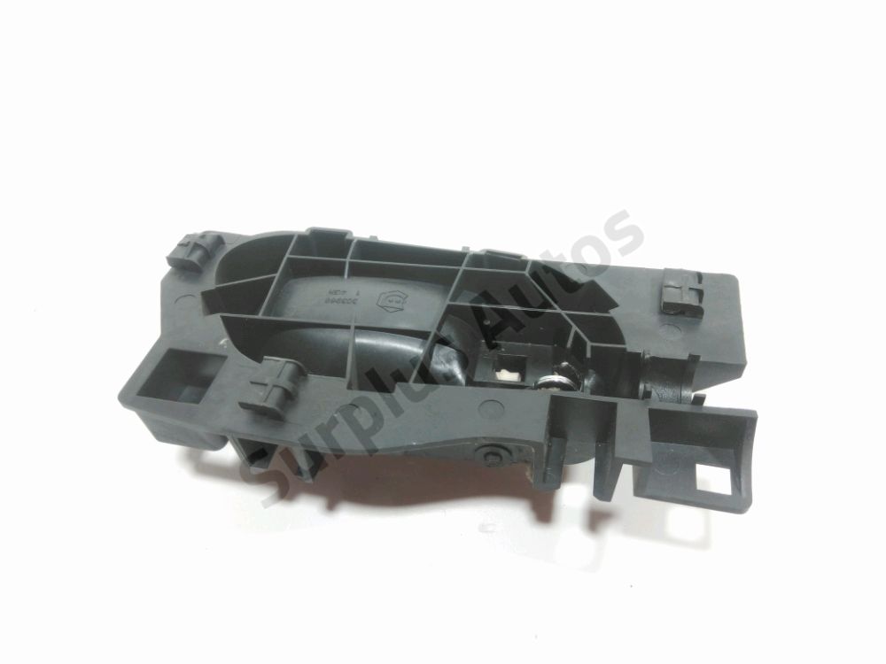 Poignée intérieure porte avant gauche