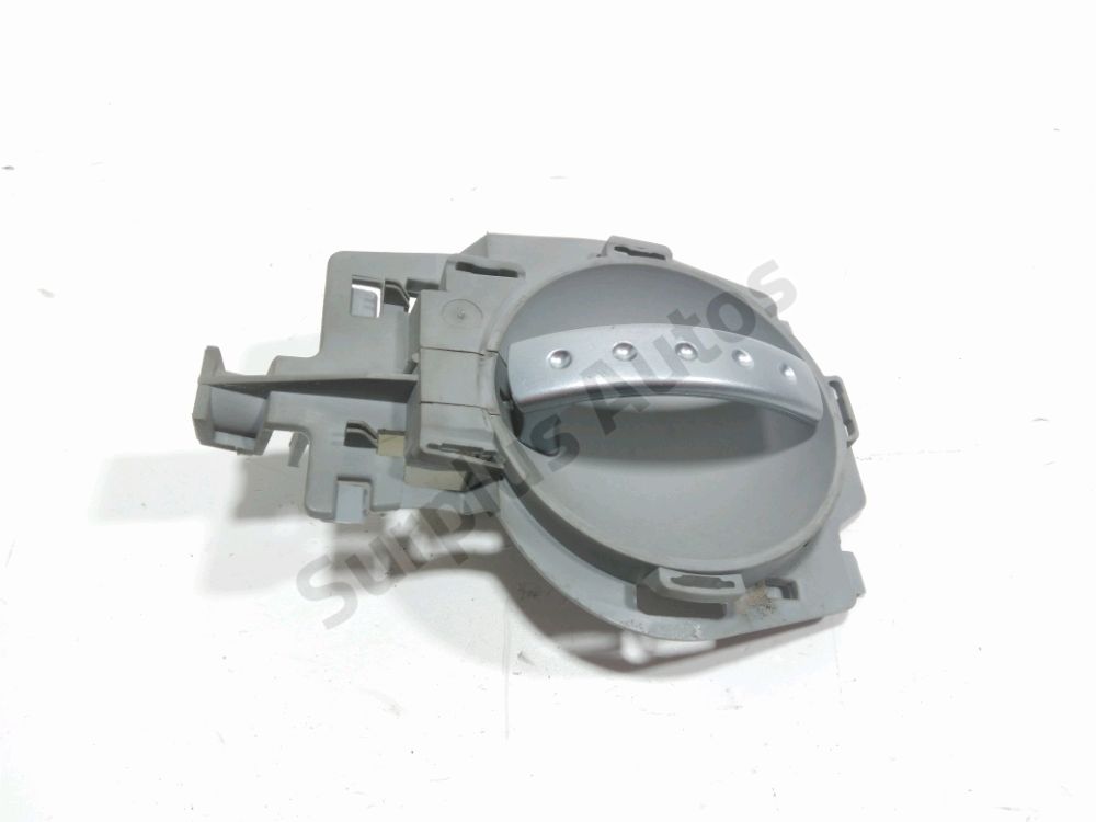 Poignée intérieure porte avant gauche