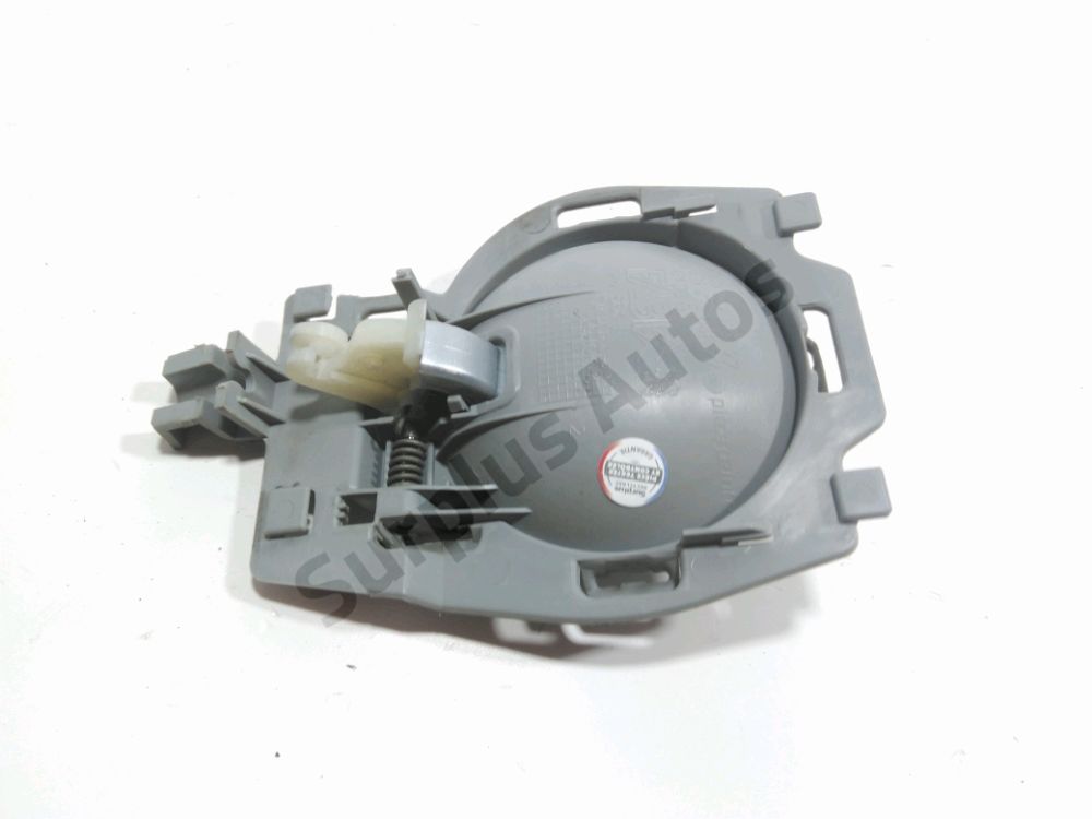 Poignée intérieure porte avant gauche