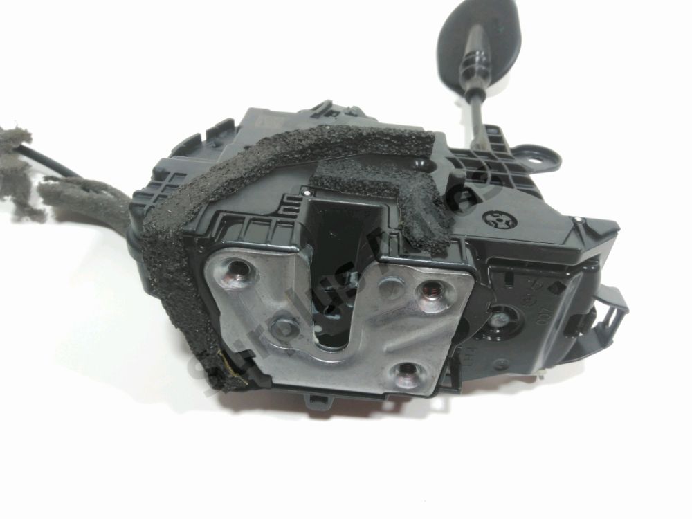 Serrure de porte arrière gauche