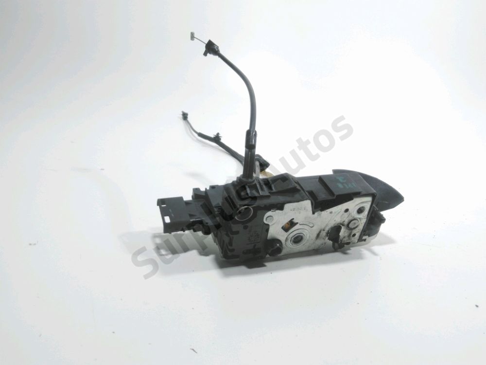 Serrure de porte avant gauche