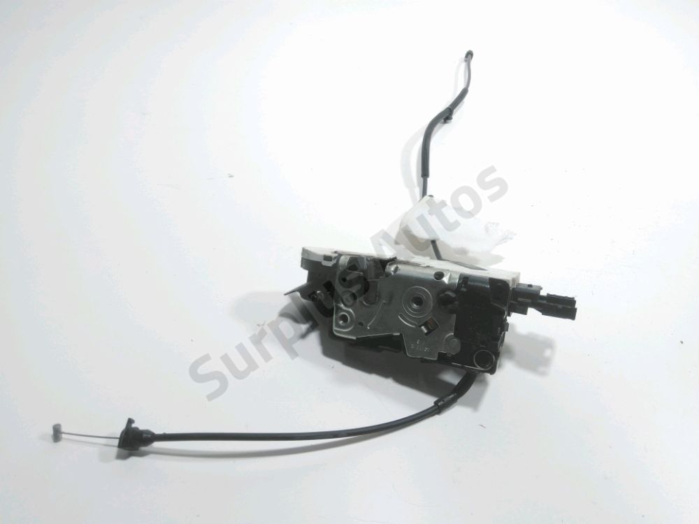 Serrure de porte avant gauche