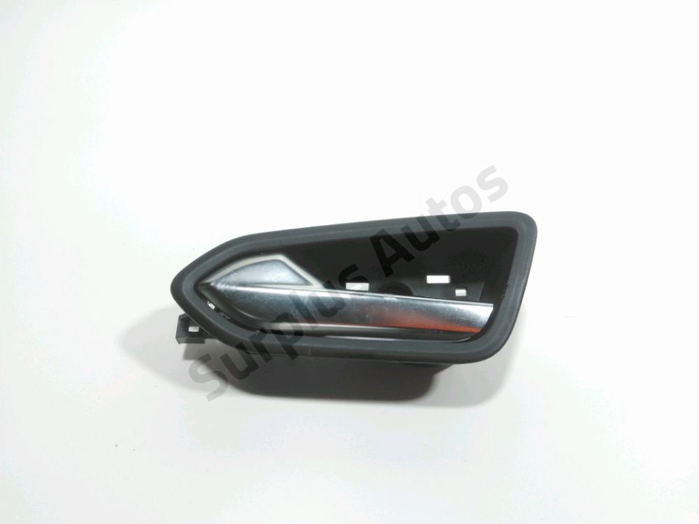 Poignée intérieure porte avant gauche