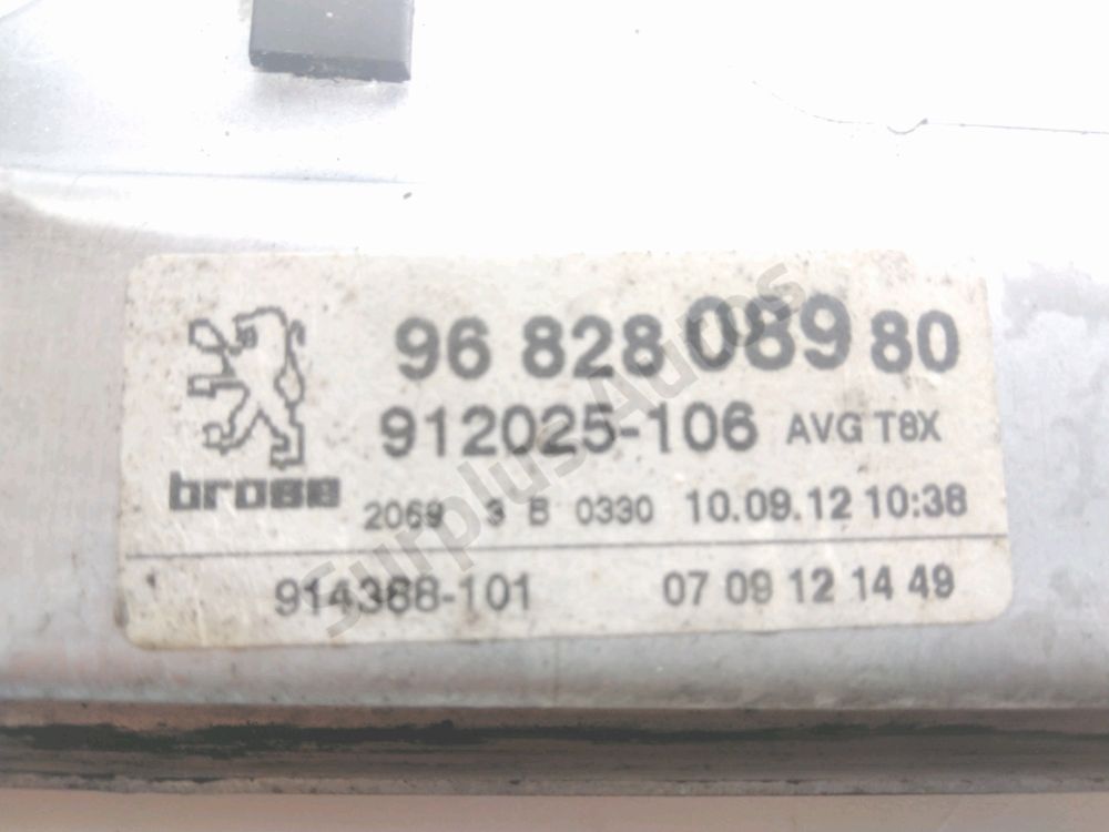 Lève-vitre électrique avant gauche