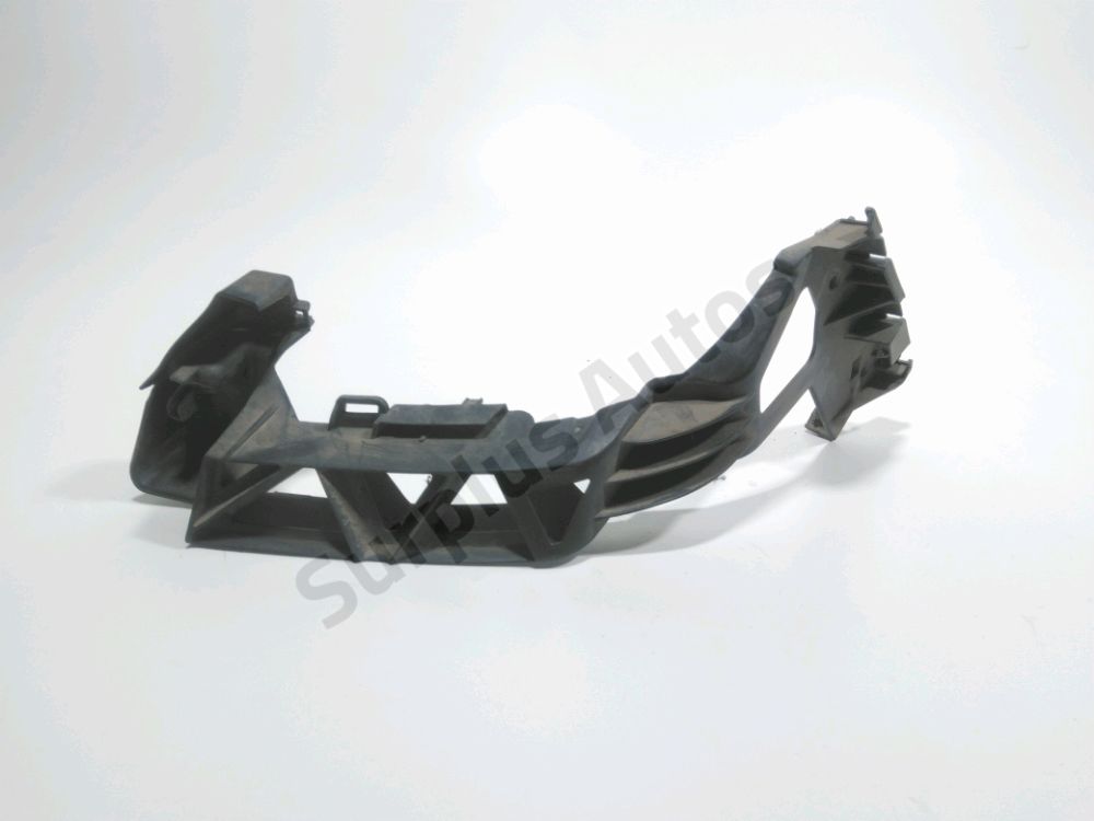 Support droit de pare-choc arrière