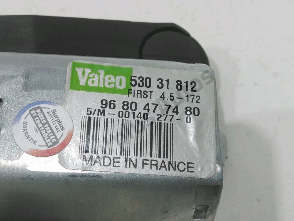 Moteur d'essuie glace arrière