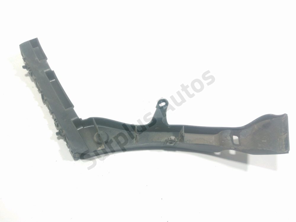 Support droit de pare-choc arrière