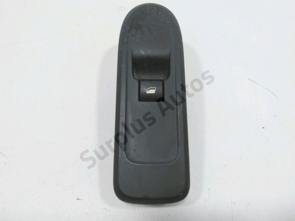 Commande lève-vitre avant droit