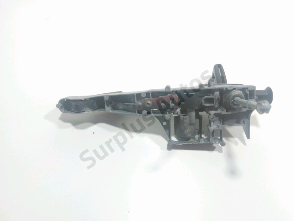 Poignée extérieure avant gauche