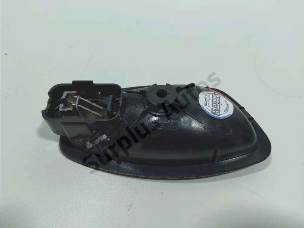 Poignée intérieure porte avant gauche