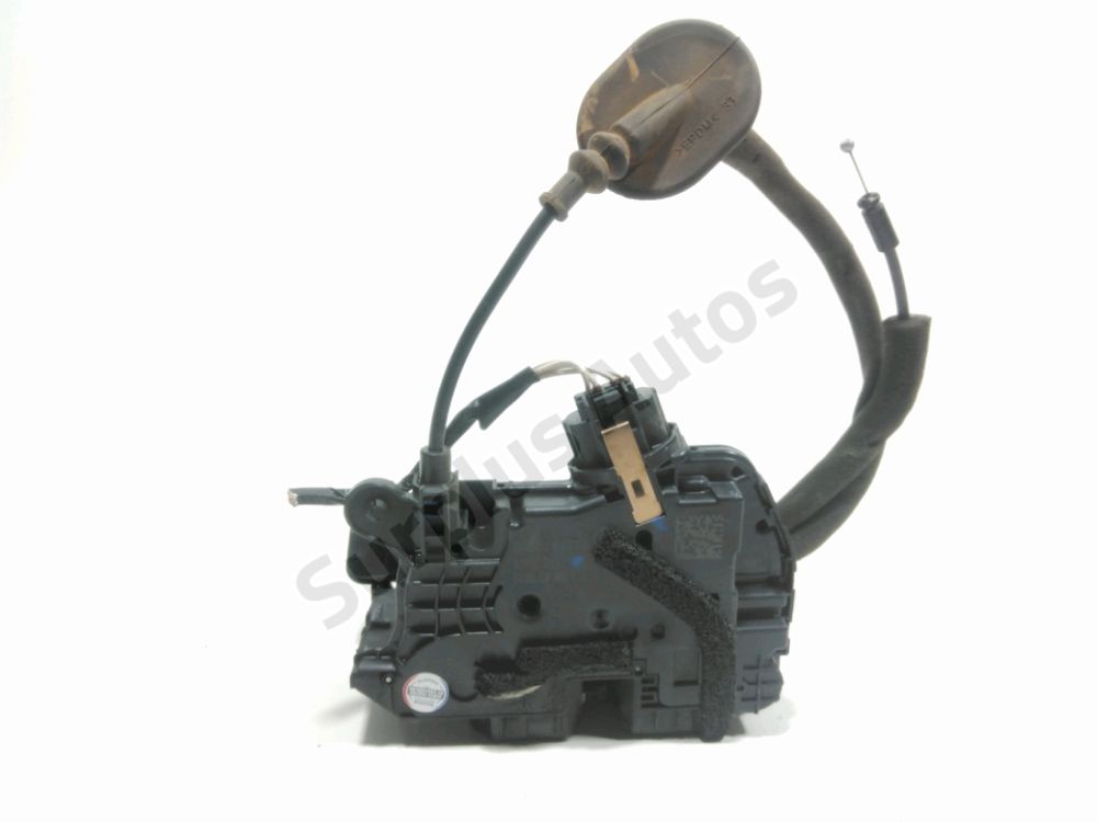 Serrure de porte avant droite