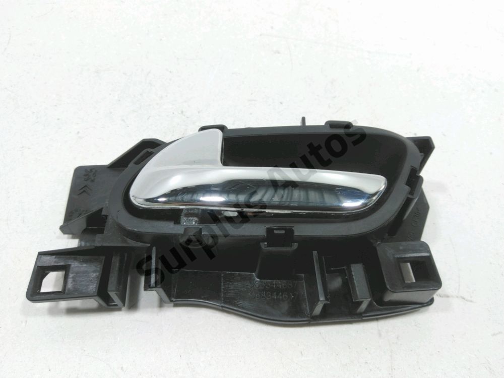 Poignée intérieure porte avant gauche