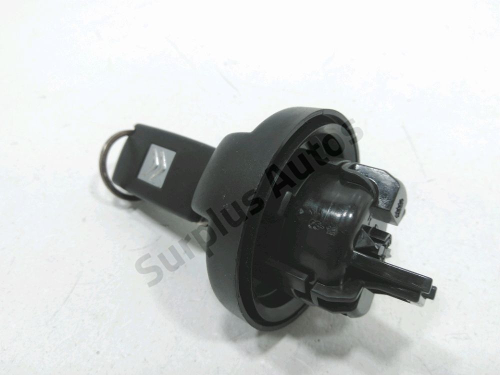 Bouchon de réservoir à carburant