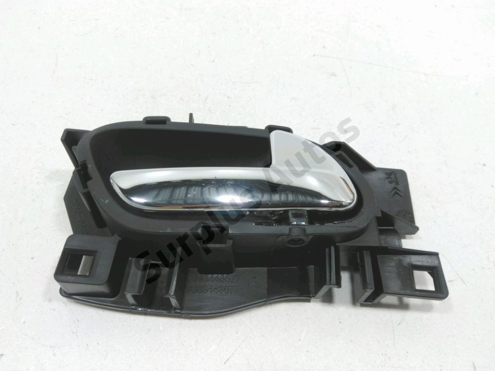 Poignée intérieure porte arrière droite