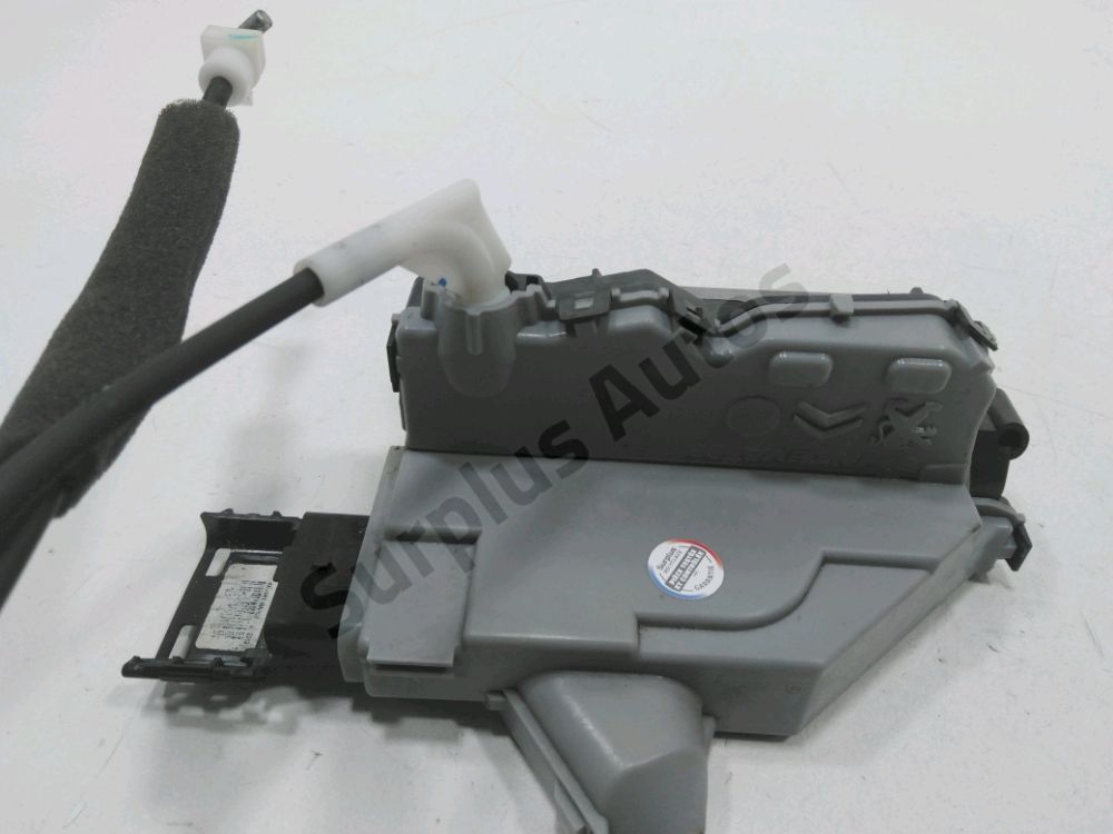 Serrure de porte arrière droite