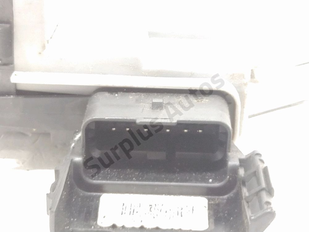 Serrure de porte arrière droite