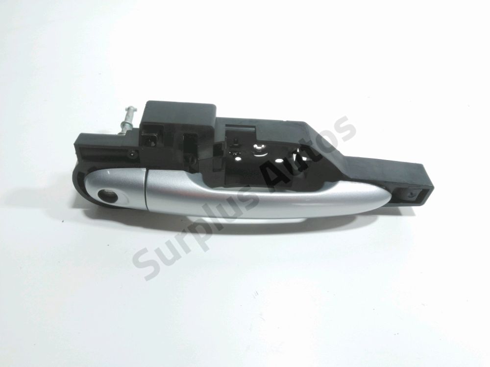 Poignée extérieure avant gauche