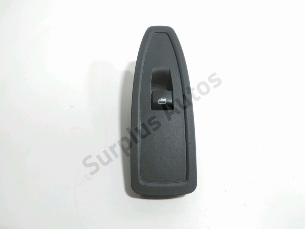 Commande lève-vitre avant droit