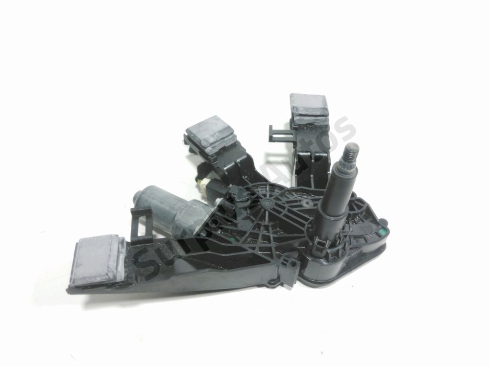 Moteur d'essuie glace arrière