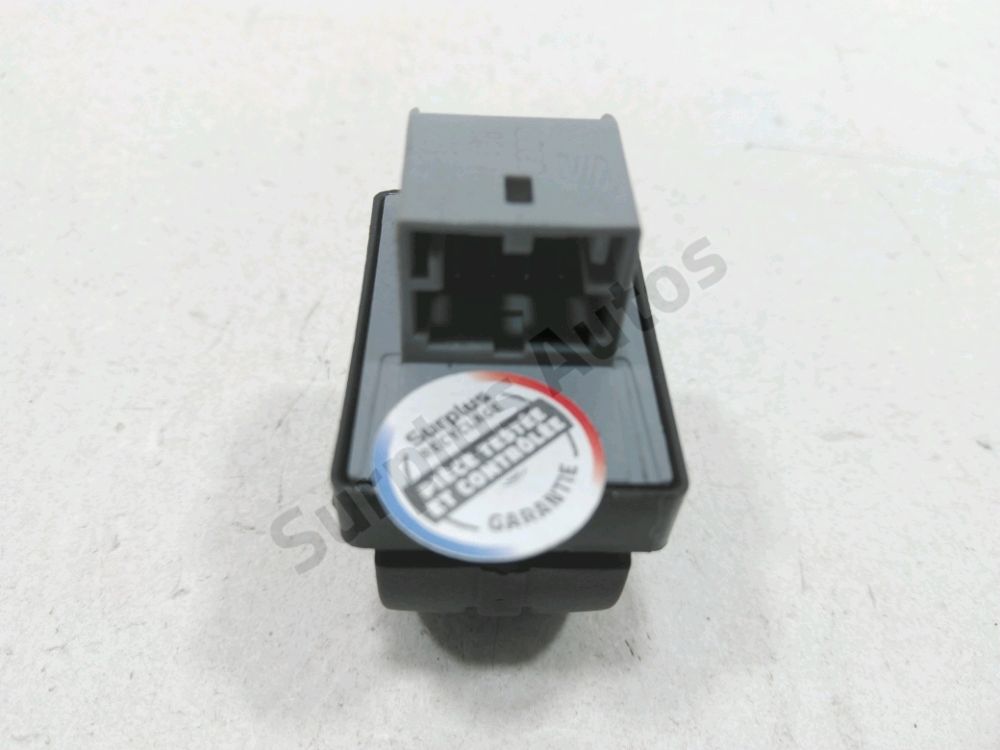 Commande lève-vitre arrière droit