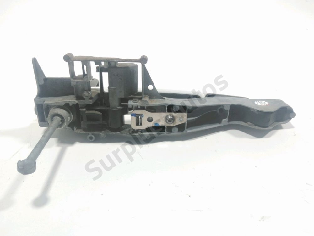 Poignée extérieure avant gauche