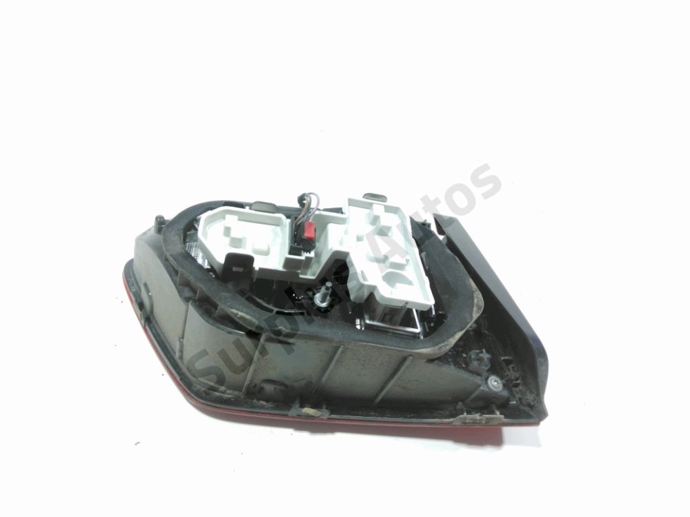 Feu arrière intérieur droit